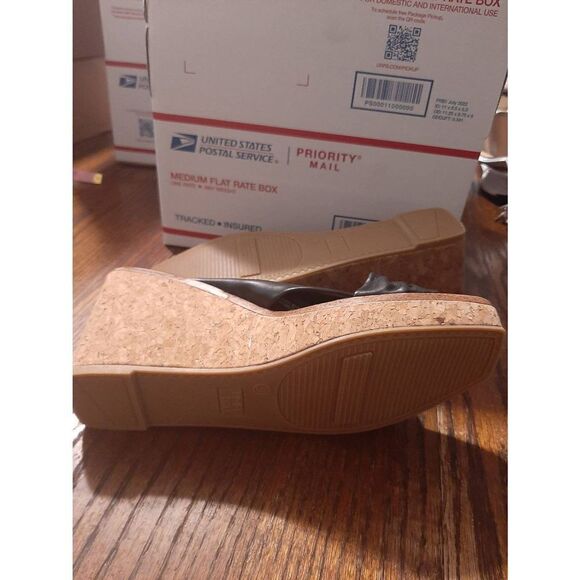 New Size 9 Time and Tru Black Cork Open Toe Platform Wedge High Heel Shoes - Picture 5 of 6